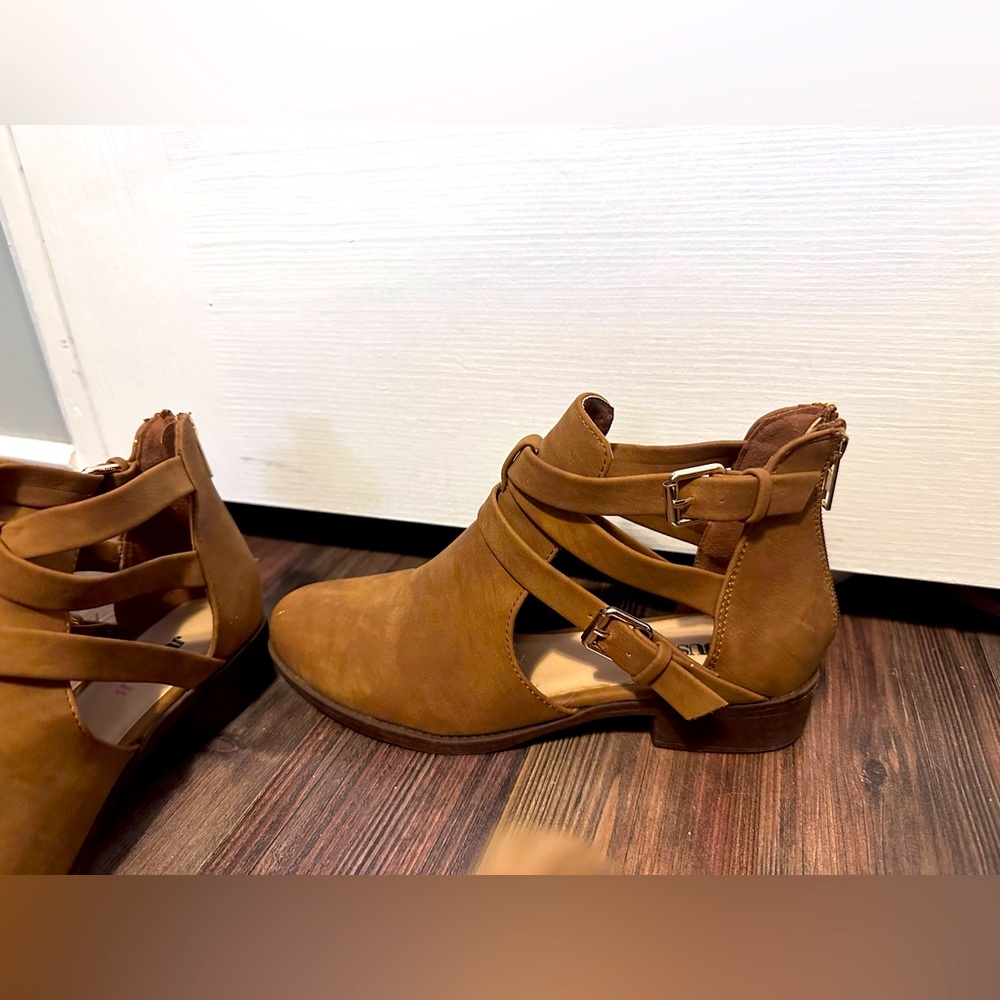 JustFab Tan Strappy Ankle Booties